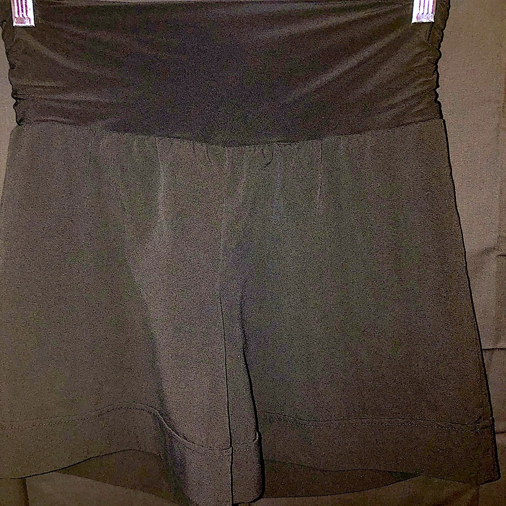 Black maternity shorts